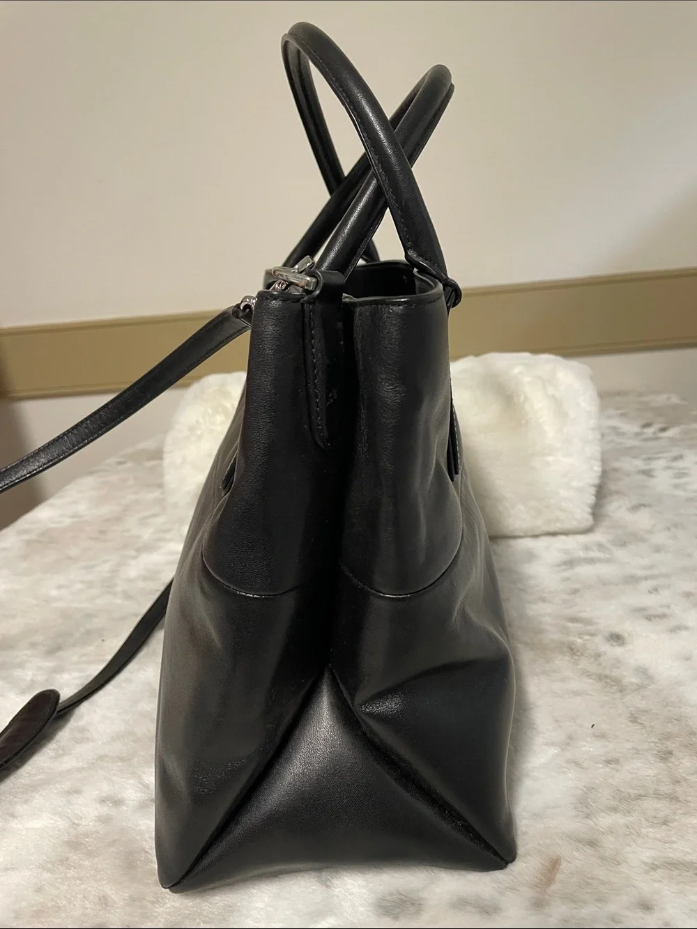 Coach Black Leather Polished Tote with Shoulder Strap